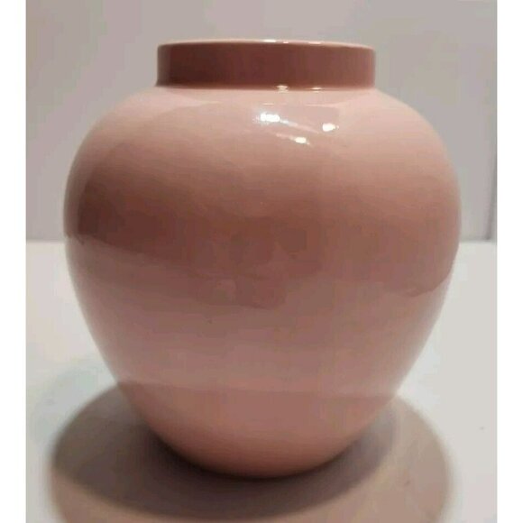 Vtg Pink Vase/Ginger Jar With White Lamb Outlined 6" Tall By 5.5" Wide - Picture 3 of 12